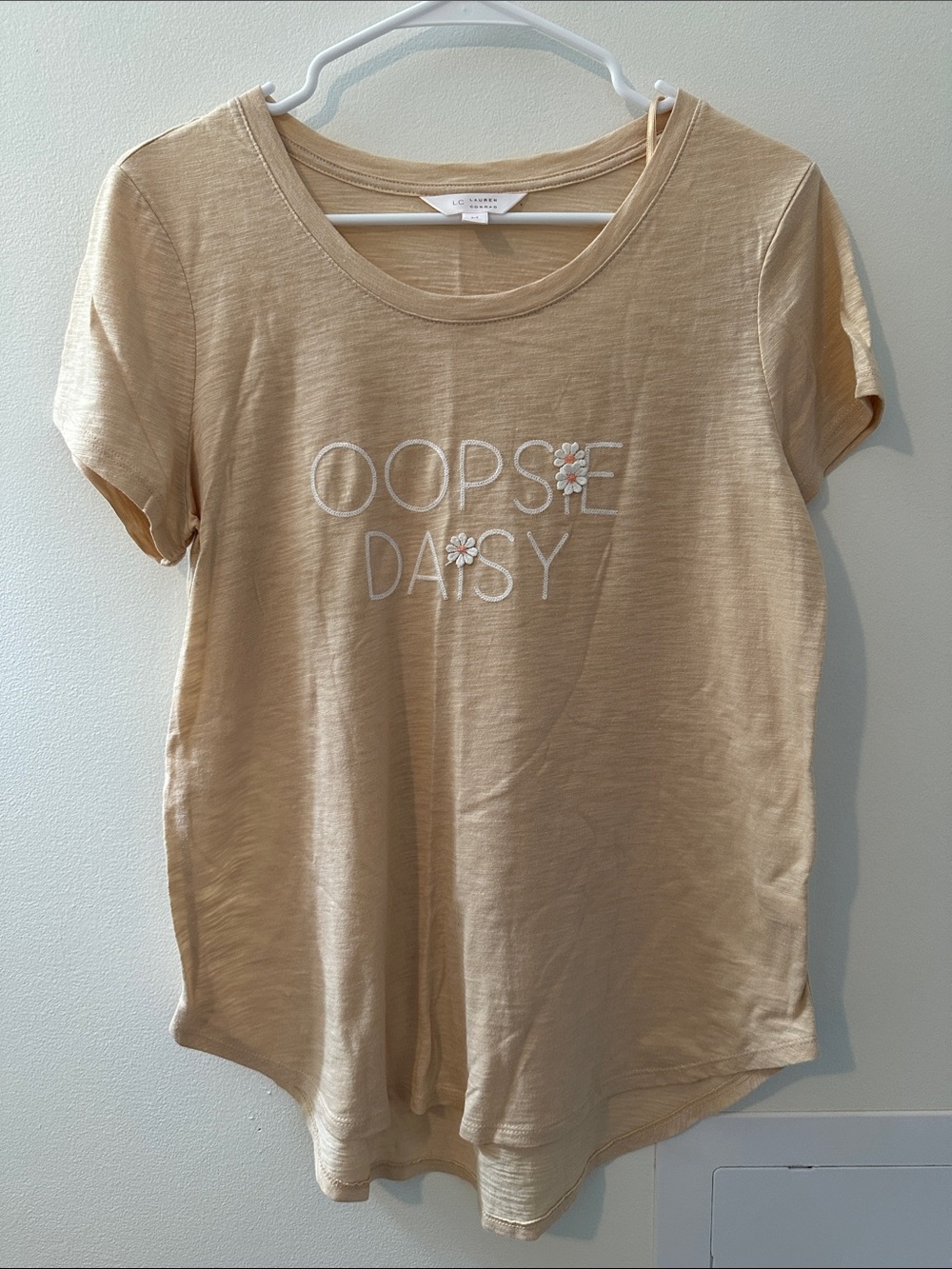 Lauren Conrad Floral Oopsie Daisy Short Sleeve Tshirt